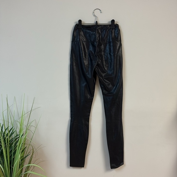 Aritzia Wilfred Free Black faux leather leggings size S - Picture 3 of 4